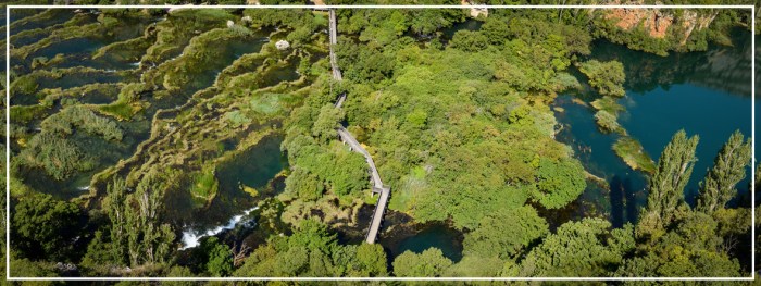 クルカ国立公園　ロシュキ滝